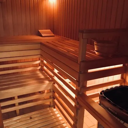 Jozka Max 15 Os Sauna Jacuzzi Porąbka