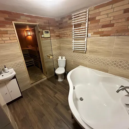 木屋 Jozka Max 15 Os Sauna Jacuzzi *