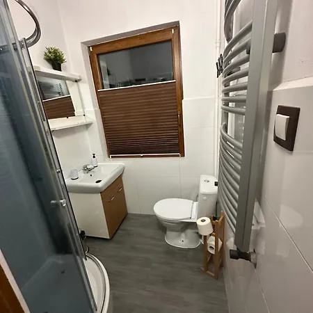 Jozka Max 15 Os Sauna Jacuzzi Porąbka