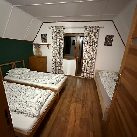 Jozka Max 15 Os Sauna Jacuzzi *