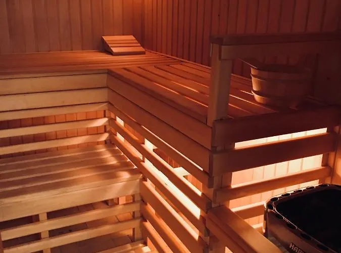 Jozka Max 15 Os Sauna Jacuzzi Porąbka