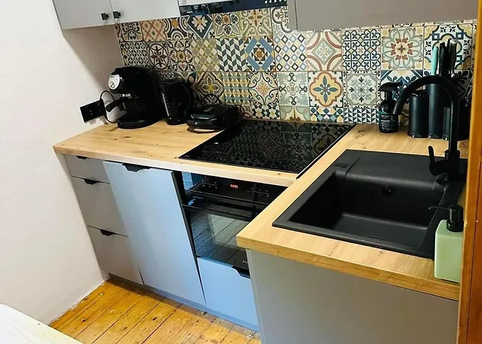 Jozka Max 15 Os Sauna Jacuzzi בקתה